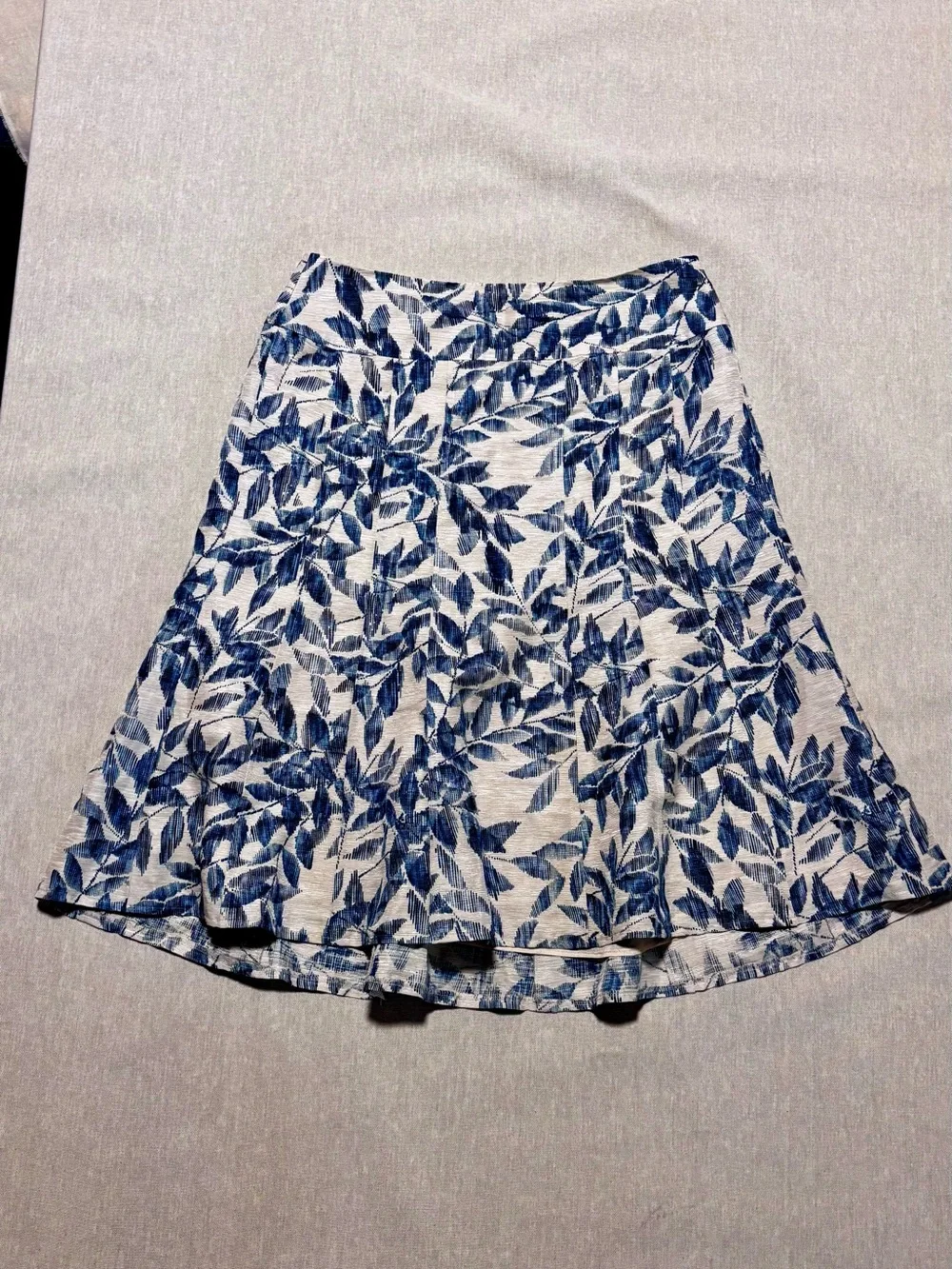 Ann Taylor Silk Blue Leaf Print Midi Skirt